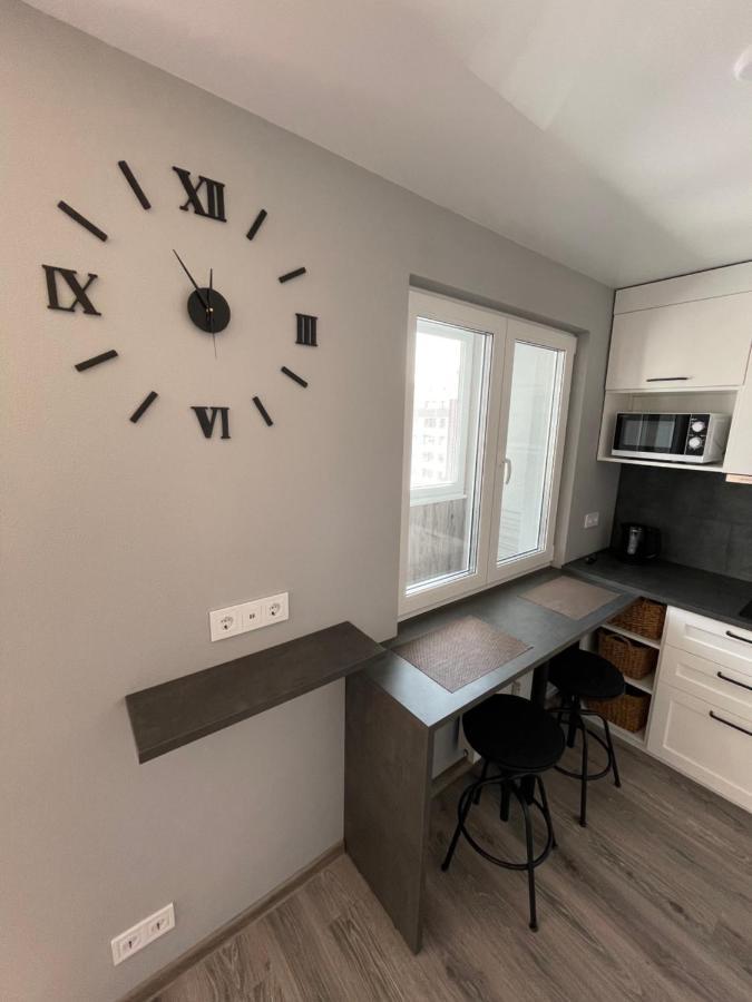 Apartment Near The Sea-Sigulda Street Liepaja Bagian luar foto